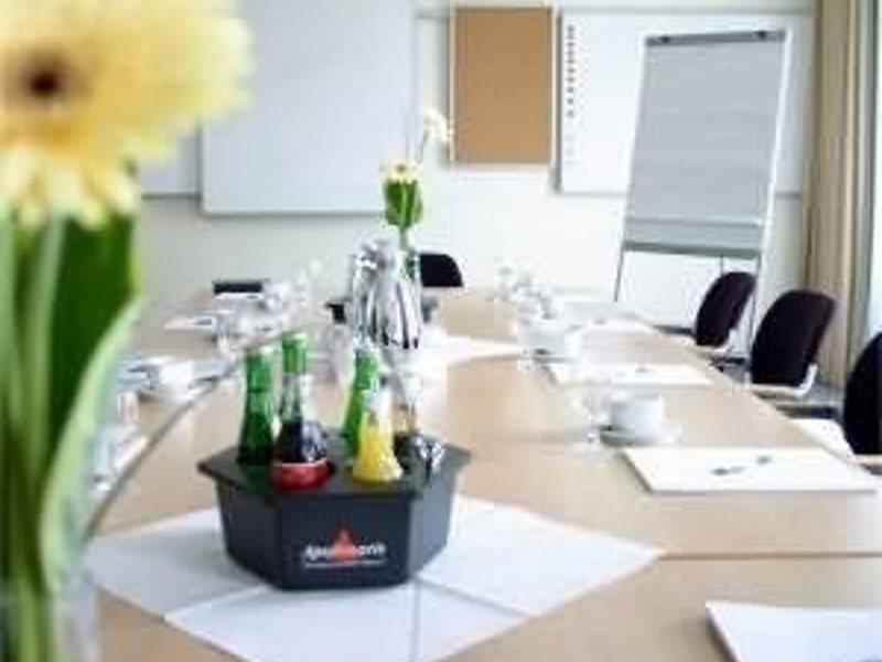 Hotel Kurfuerstendamm Am Adenauerplatz เบอร์ลิน ภายนอก รูปภาพ